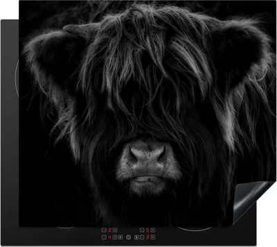 Produktbild von KitchenYeah© Herdabdeckplatte Schottischer Highlander - Kuh - Porträt - Tiere - Schwarz - Weiß , 60x52cm, Küche Deko, Glaskeramikkochfeld Herdabdeckung, Abdeckplatte fùr Kochfeld