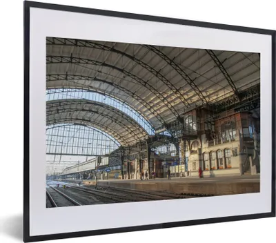 Produktbild von MuchoWow® MuchoWow® Gerahmtes Poster Bahnhof - Haarlem 40x30 cm - Poster mit zchwarzem Bilderrahmen - Bilderrahmen - Poster im Rahmen