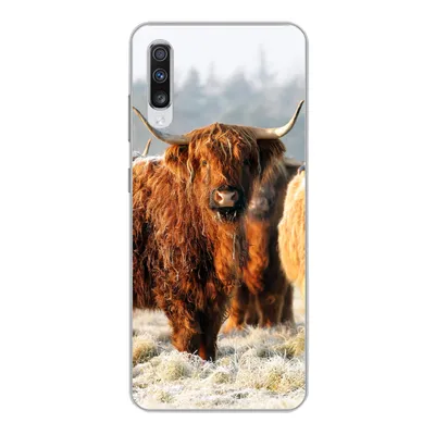 Produktbild von MuchoWow® Handyhülle Schutzhülle Hülle für Samsung Galaxy A70 Schottische Highlander - Schnee - Wald Silikon Softcase Handy Hülle - Schutzhaube