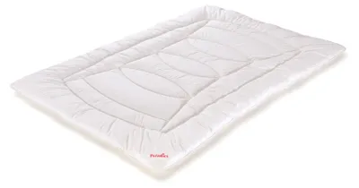 Produktbild von Paradies Ganzjahresbettdecke Nima  leicht warm Größe 135x200