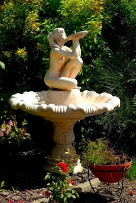 Image de Casa Padrino Fontaine Art Nouveau Ø 130 x H. 159 cm - Accessoires de jardin Baroque & Art Nouveau