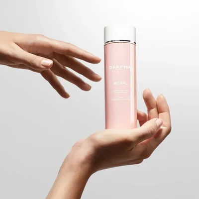 Produktbild von Darphin Intral Essential Pre-Care Lotion 150 ml