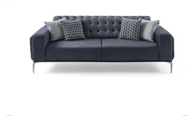Immagine prodotto di Divano Chesterfield grigio a 3 posti in tessuto per soggiorno nuovo