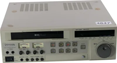 Produktbild von Panasonic AG-7350-E | Professional Super VHS Recorder for Broadcasting