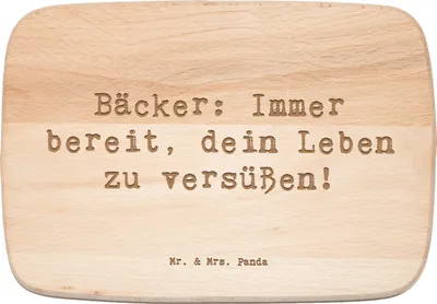 Produktbild von Mr. & Mrs. Panda Holzbrett Spruch Bäcker Freude - Transparent - Geschenk, Kuchen, Backen, Frühstücksbrettchen, Hefe, handgefertigte Geschenke, Geschmack, Schneidebrett