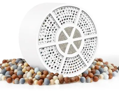 Produktbild von Wasserfilter mit 2 Ersatzfiltern, weiß