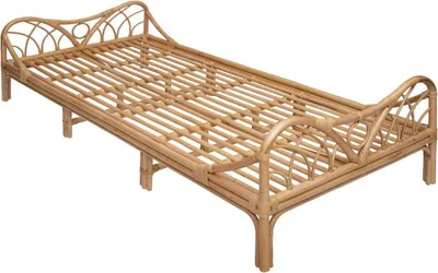 Produktbild von Atmosphera Kinderbett Rattan 90x190cm mit sanft geschwungenen Kopf- und Fußteilen, verwandelbar zur Sitzbank