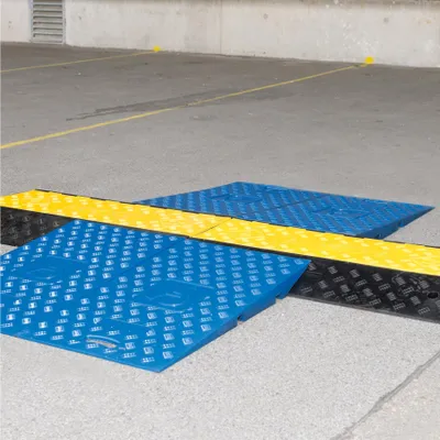 Produktbild von Moravia Rollstuhlrampen-Set f/ Kabelbrücken
