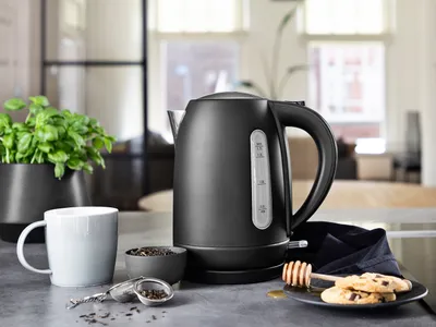 Produktbild von Princess Wasserkocher Black Steel 1,7 L 2200 W Schwarz