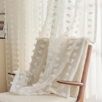 Immagine prodotto di Set da 2 tende bianche semitrasparenti in voile con pompon, con occhielli e decorazioni, per camerette, soggiorno e camera da letto, H213xL132 cm