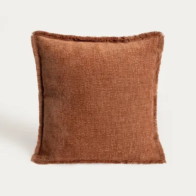 Zdjęcie produktu dla HOMLA Poszewka ZAMBRA z dodatkiem lnu karmelowa z frędzlami 45x45 cm