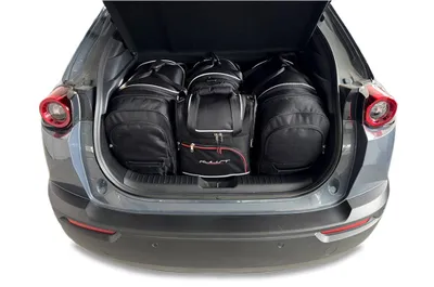 Obrázek produktu pro Sada cestovních tašek Mazda MX-30 2020-