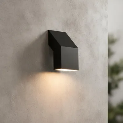 Productafbeelding van Design wandlamp Brigitta zwart, AI-gegenereerde afbeelding