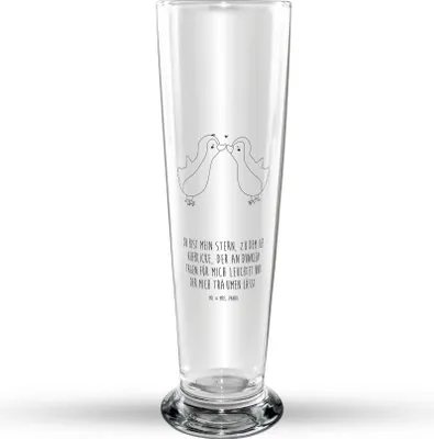 Produktbild von Mr. & Mrs. Panda Bierglas Pinguin Liebe - Transparent - Geschenk, Hochzeitstag, Trinkglas, Glasbierglas, Freundin, Bier Glas, Bierbecher, Hochzeit, Vertraut, Glasbecher