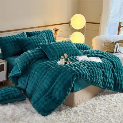 Produktbild von Plüsch Bettwäsche 200x220 cm Winter Warm Petrol Kaninchenfellimitat 3-teilig mit Reißverschluss