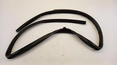 Image de Glissière de vitre avant droite pour NISSAN Cabstar F24M, référence 80330MA000