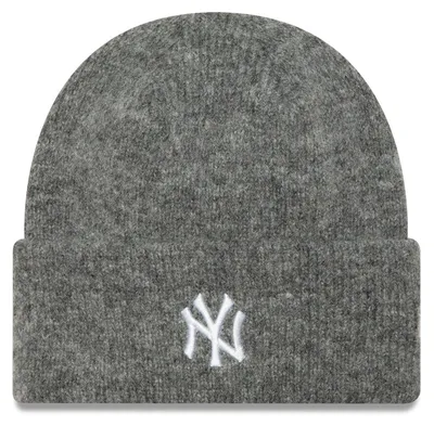 Immagine prodotto di Cappello invernale New Era da donna - WIDE CUFF New York Yankees