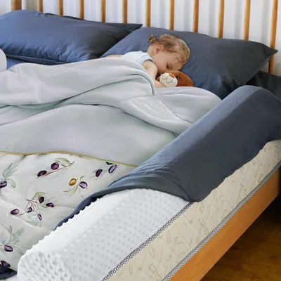 Produktbild von Sicherheitsgitter für Kinderbetten mit maschinenwaschbarer Bezug