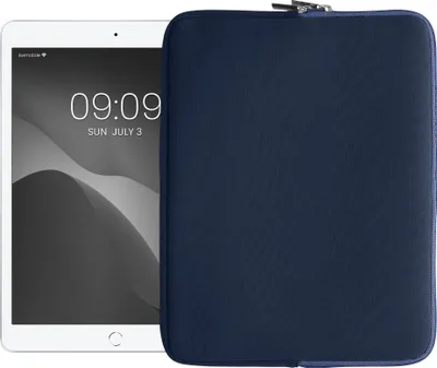 Produktbild von kwmobile Tablet Hülle kompatibel mit 13" Tablet - Universal Neopren Tasche Cover Case - Schutzhülle Sleeve in Dunkelblau