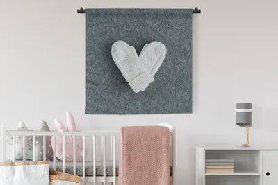 Produktbild von MuchoWow® Wandteppich Wandbehang Winter - Handschuhe - Herz 90x90 cm Tapisserie Dekoration Wandtuch - Wandaufhänger