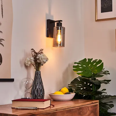Produktbild von Bovo »Bovo« Wandlampe aus Metall in Schwarz und Glas
