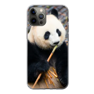 Produktbild von MuchoWow® Handyhülle Schutzhülle Hülle für iPhone 13 Pro Großer Panda - Bambus - Blätter Silikon Softcase Handy Hülle - Handy-Tasche