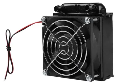 Produktbild von 80-mm-CPU-Wasserkühler mit LED, Kühlkörper und Lüfter für Computer