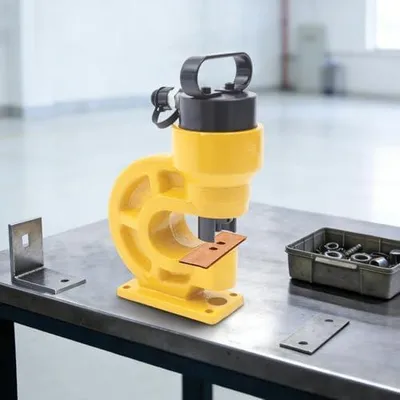 Produktbild von Hydraulischer Lochstanzer CH-60, 31T mit 4 Stanzmatrizen für Mechaniker und Heimwerker
