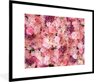 Produktbild von MuchoWow® Gerahmtes Poster Blumen - Rosa - Rosen 80x60 cm - Poster mit Schwarzem Bilderrahmen Wandposter Rahmen Foto Bilder - Schlafzimmer-Dekorationen - Fotoposter