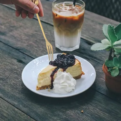 Immagine prodotto di Forchette da torta - Foglia dorata - 10 pezzi - Acciaio inossidabile