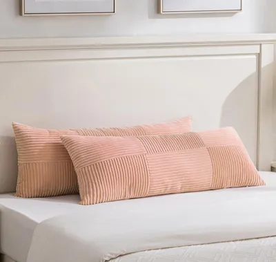 Produktbild von Set mit 2 lachsrosa Kissenbezügen, 40 x 145 cm, weich, moderne Dekokissenbezüge, Boho-Dekoration für Sofa, Schlafzimmer, Wohnzimmer, Bett