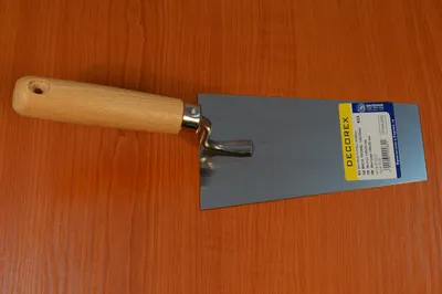Produktbild von Edelstahl Holzgriff Maurerkelle Trapezkelle Putzkelle Mauerkelle, 140x55mm