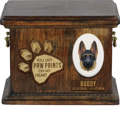 Produktbild von Deutscher Schäferhund Personalisierte Hundeurne mit Gravur, Erinnerungsbox für Hundeknochen von der Marke Art-Dog