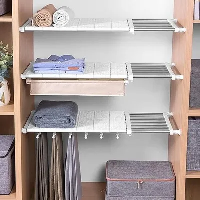 Produktbild von Ausziehbares Regal, verstellbar, für Kleiderschrank, Lagerregal, Trennwand, Kleiderbügelstange, DIY-Organizer für Küche und Badezimmer, Spannstange – schwarzes Metall
