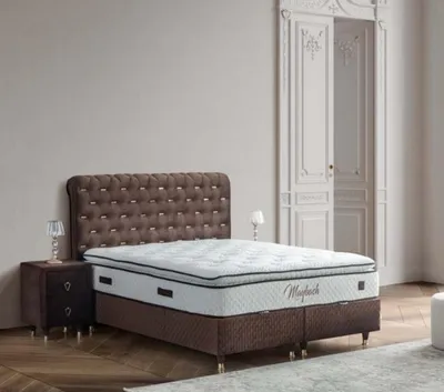 Produktbild von Modernes Braunes Schlafzimmer Set Designer Polsterbett 2x Nachttische