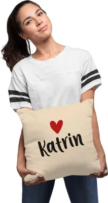 Produktbild von Kissen-Bezug mit Namen und Herz personalisierbares Motiv individuelles Geschenk Liebe beste Freundin SpecialMe® natur unisize