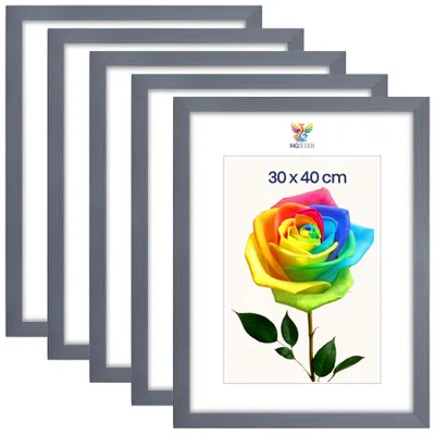 Produktbild von MG Design 5er Set Bilderrahmen 30 x 40 cm - Fotorahmen mit Grau Echtholzrahmen und bruchsicherem Acrylglas, Hoch & Quer zum Aufhängen, zum Aufstellen