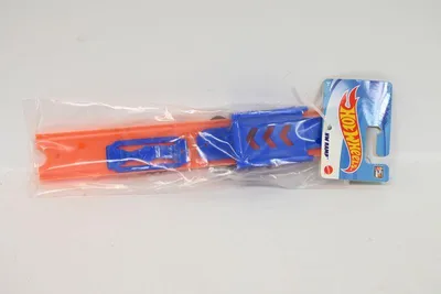 Produktbild von Hot Wheels Rennbahnrampe mit Schienenstück und Clips