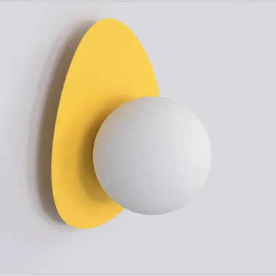 Productafbeelding van Wandlamp Ovo met oranje bolvormige diffuser