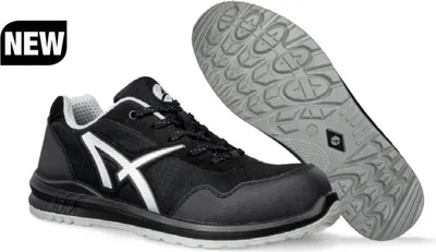 A black safety shoe with white accents and a separate sole are displayed against a white background. A "NEW" badge is in the top left corner.