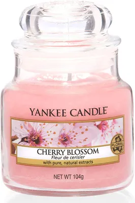Produktbild von Yankee Candle Floral Cherry Blossom Duftkerze 104g