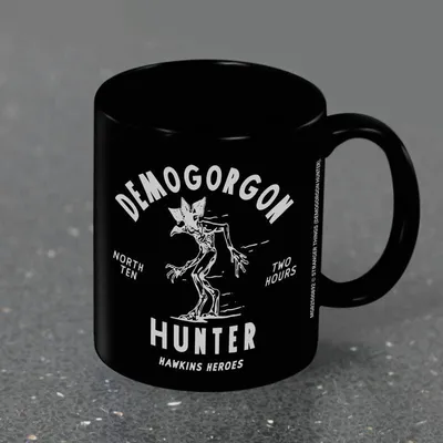 Produktbild von Stranger Things Tasse  Demogorgon Hunter schwarz Standard