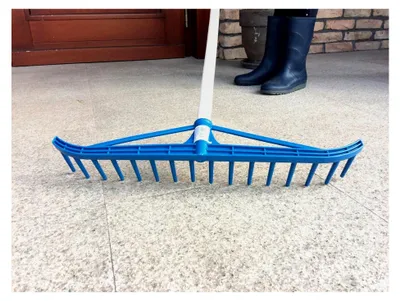 Produktbild von Laubrechen Fächerbesen Kunststoff 60 cm 16 Zinken mit Stiel