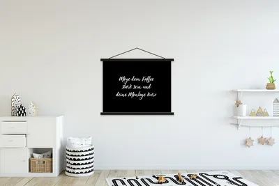 Produktbild von MuchoWow® Textilposter Zitate - Kaffee - Möge dein Kaffee stark sein und deine Montage kurz - Sprichwörter 150x113 cm mit holzfarbenen Rahmen - Poster