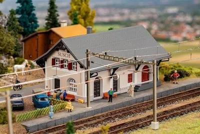 Produktbild von Faller 212125 - 1/160 / N - Bahnhof Susch - Neu
