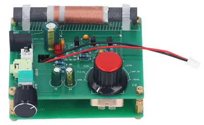 Zdjęcie produktu dla Nadajnik AM 600 kHz–1500 kHz modulacja amplitudy 5–12 V z interfejsem słuchawkowym 3,5 mm