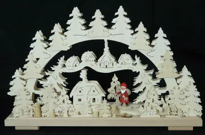 Obrázek produktu pro Svíčkový oblouk s kostelním Otcem Vánoc a osvětlením ŠxVxH 50x31x7cm NOVINKA