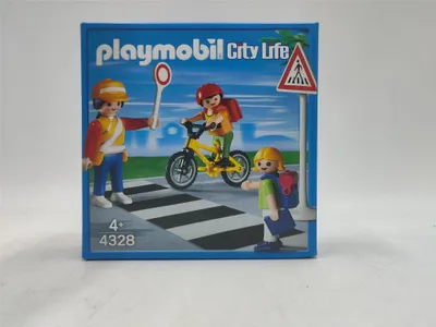 Produktbild von PLAYMOBIL School Crossing Guard with Kids