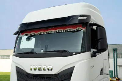 Immagine prodotto di Bandelette parasole Lampa Sindy rosse in microfibra per camion