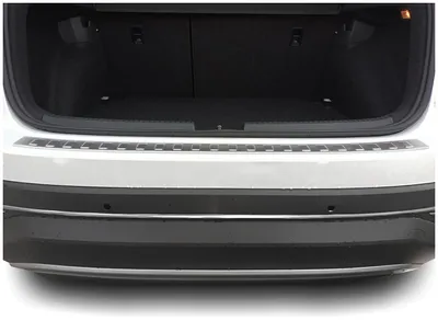 Produktbild von Ladekantenschutz mit Abkantung passend für VW Taigo ab Bj. 2021-, Farbe:Silber, KI-generiertes Bild
